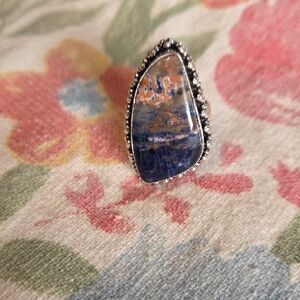 Elegant Purple And Pink Stone Silver Ring